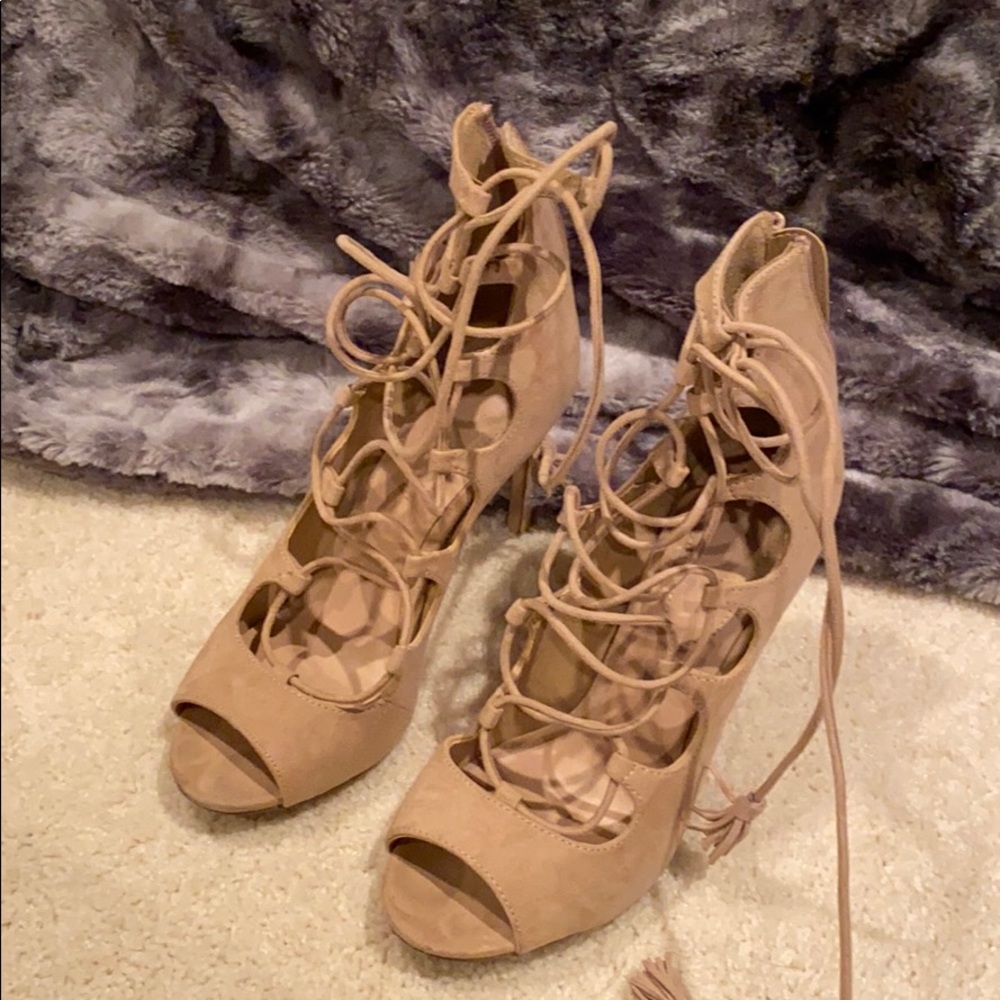 Also Sergioa Tan Lace Up Heels